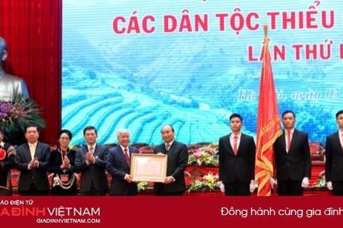 Ủy ban Dân tộc được tặng thưởng Huân chương Lao động hạng Nhất