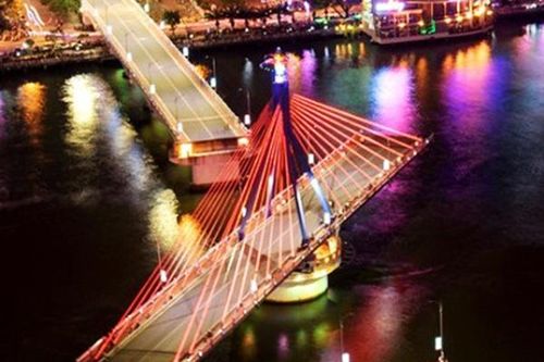 Đà Nẵng: Tạm dừng quay cầu Sông Hàn để khắc phục sự cố bánh xe không di chuyển được, có nguy cơ đứt cáp