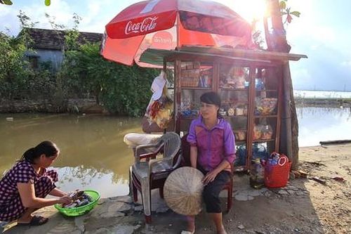 Gượng dậy bên bờ Hạc Hải