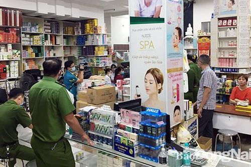 Phát hiện một lượng lớn thuốc không rõ nguồn gốc tại hệ thống Nhà thuốc Sơn Minh