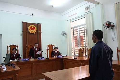Bị chém khi đến chở giùm
