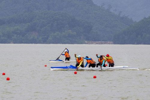 Phối hợp tổ chức Giải đua thuyền Cúp canoeing toàn quốc tại Thái Nguyên
