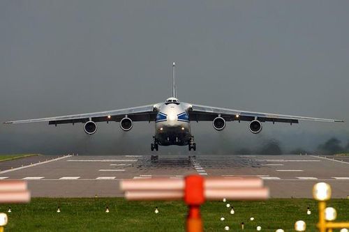 Chuyến bay kỷ lục qua hai cực trái đất của An-124 Ruslan