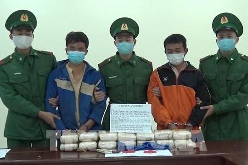 Điện Biên: Bắt vụ vận chuyển 90.000 viên ma túy tổng hợp