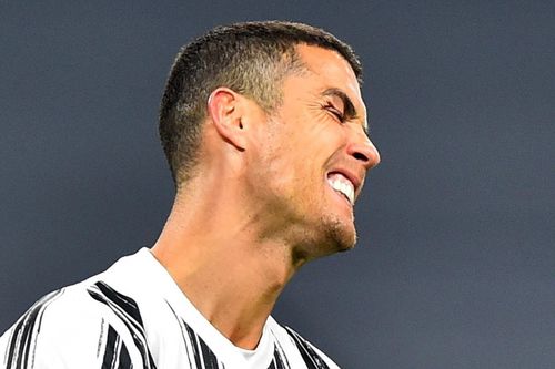 Ronaldo mờ nhạt trong trận derby thành Turin