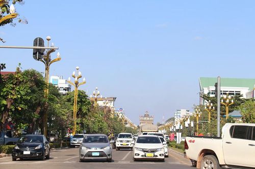 Lào phong tỏa một huyện để phòng, chống Covid-19