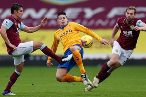Everton giành một điểm trên sân của Burnley