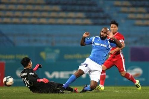 Bí ẩn nơi khung thành