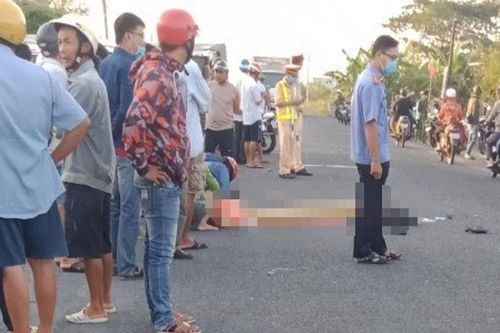 Cà Mau: Học sinh lớp 7 bị xe tải tông tử vong trên đường đến trường