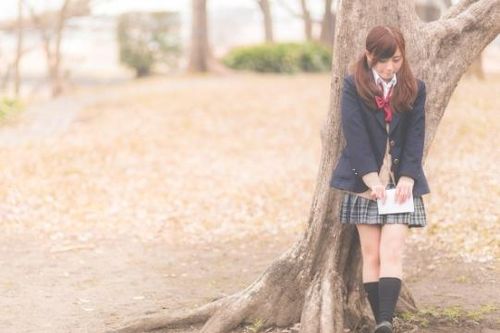 Lý do nữ sinh Nhật vẫn phải mặc váy đồng phục vào mùa đông