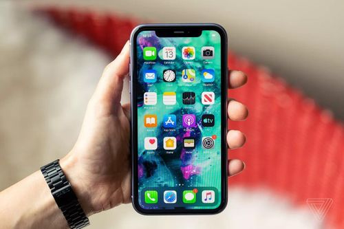 Apple sẽ thay thế màn hình iPhone 11 miễn phí nếu cảm ứng bị lỗi