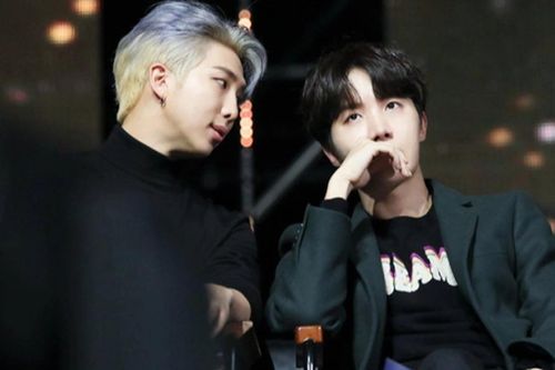 Jin vừa phát hành single mới, RM và j-hope đã 'đá lẻ' bắt tay cùng hoàng tử ballad?
