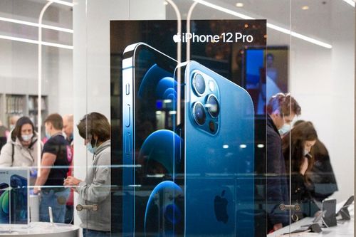 iPhone 12 gặp lỗi trên diện rộng: Đã hao pin lại còn mất sóng