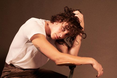 Shawn Mendes khiến làng nhạc bùng nổ với album phòng thu thứ 4 Wonder