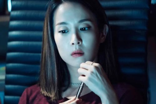 'Lừa em, cưng tiêu rồi' tập 1: Ngôi sao của Parasite tái xuất, đâm chồng tả tơi vì bị cắm sừng