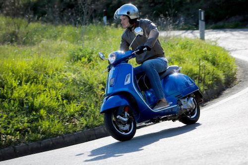 Mẹo tiết kiệm xăng cho xe tay ga