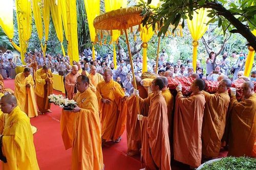 Lễ nhập kim quan Trưởng lão HT.Thích Ngộ Tánh
