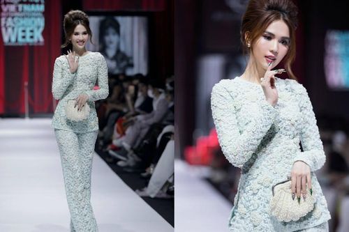 Ngọc Trinh thanh lịch bất ngờ trên sàn diễn thời trang, xinh thật nhưng sao trông lạ quá!
