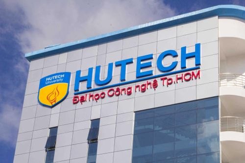Hơn 30.000 sinh viên HUTECH trở lại trường từ ngày 7/12