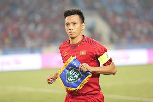 Tuyển Việt Nam tập trung: Chờ Văn Quyết, Tuấn Tài thể hiện