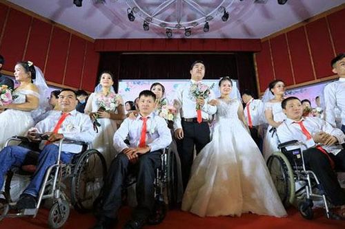 Lễ cưới tập thể 'Giấc mơ có thật' dành cho người khuyết tật, có hoàn cảnh khó khăn