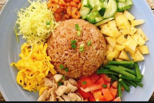 Cách làm cơm chiên mắm ruốc đơn giản, siêu ngon cho cả nhà