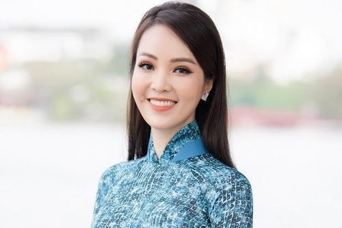 Thụy Vân: 'Tôi tin mọi người hài lòng khi Đỗ Thị Hà đăng quang Hoa hậu'