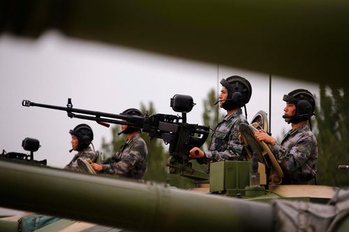 Mỹ và Trung Quốc dẫn đầu thế giới về bán vũ khí