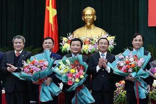 Tân Bí thư Tỉnh ủy Hà Tĩnh được bầu giữ chức Chủ tịch HĐND tỉnh