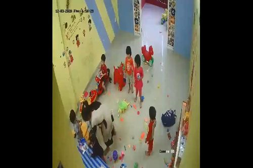 Rút giấy phép hoạt động cơ sở mầm non tư thục đánh học sinh