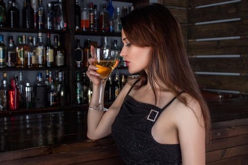 13 thói quen đơn giản giúp bạn tạm biệt nọng cằm trong một tháng