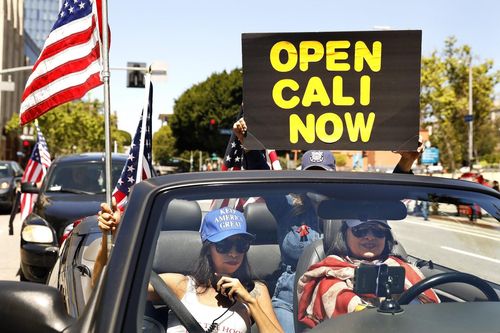 Dân California phá lệnh phong tỏa chống dịch