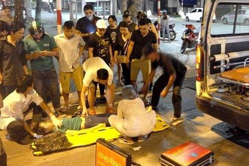 Ba người bị chém khi đang nhậu ở TP.HCM