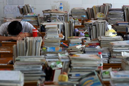 100.000 học sinh Trung Quốc tự tử mỗi năm do áp lực học tập