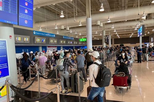 Đưa 350 công dân Việt Nam từ UAE và Ấn Độ về nước