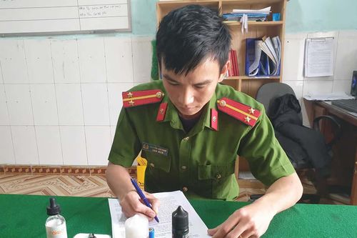 Nói không với khói thuốc học đường