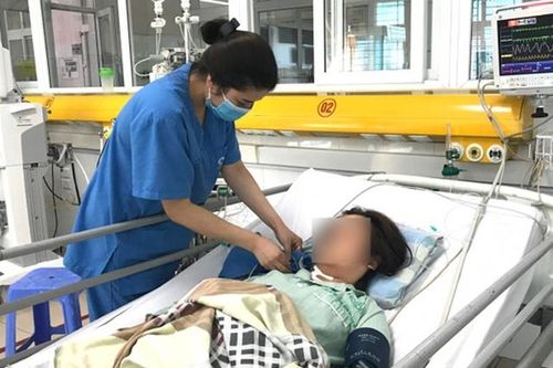 Uống 60 viên thuốc hạ huyết áp, người phụ nữ nguy kịch
