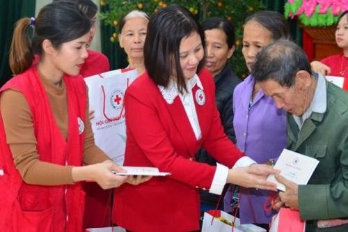Phát động Phong trào 'Tết vì người nghèo và nạn nhân chất độc da cam'