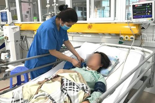 Uống 60 viên thuốc hạ huyết áp, người phụ nữ 31 tuổi ở Quảng Ninh gặp nguy kịch