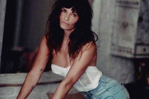 Cựu 'thiên thần nội y' 52 tuổi Helena Christensen ngày càng nóng bỏng