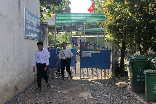 Xem xét kỉ luật lãnh đạo trường vụ nữ sinh nghi uống thuốc tự tử