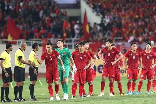 Tuyển Việt Nam long đong AFF Cup: Trong cái khó... ló cái hay