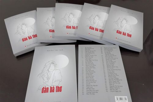 Sân chơi lành mạnh của những phụ nữ yêu thơ trên thế giới ảo