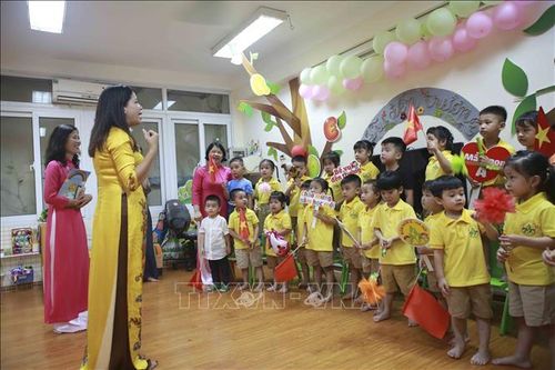 HĐND thành phố Hà Nội thông qua định mức hỗ trợ giáo dục mầm non