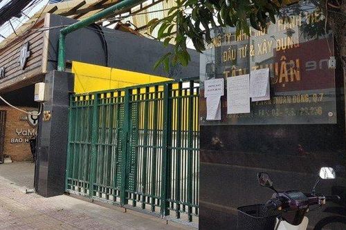 Toàn cảnh buổi khám xét nơi ở, làm việc của 4 lãnh đạo và cán bộ công ty Tân Thuận