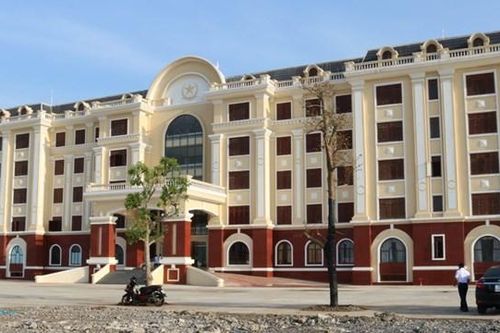 Công ty TNHH Xây dựng Kim Tiến- Ninh Bình: 'Ẵm trọn' các gói thầu của huyện Kim Sơn