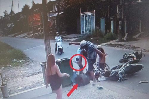 Kẻ đánh nữ sinh sau va chạm xe có thể bị khởi tố hình sự?