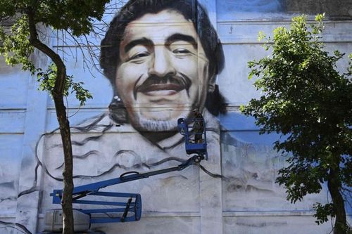 Bức tranh tường Maradona cao 20 m ở Argentina