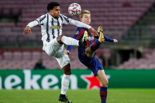 De Jong có thể bị bán sau 2 mùa ở Barca