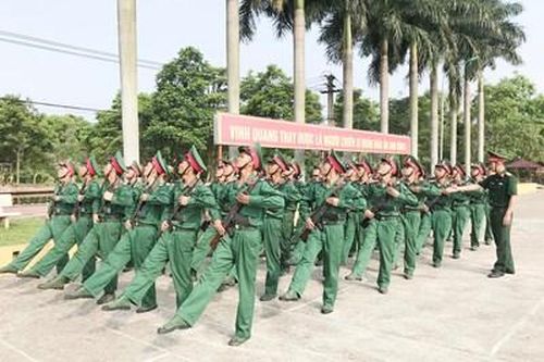 Tự hào truyền thống đơn vị anh hùng, không ngừng nâng cao sức mạnh chiến đấu trong giai đoạn mới